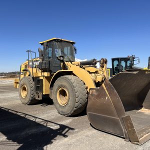 2018 CAT 966L Loader