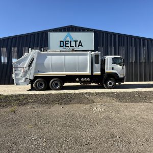 2021 Isuzu 28-360 Waste Compactor