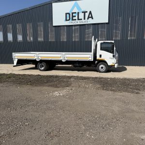 2015 Isuzu NPR 400 Dropside