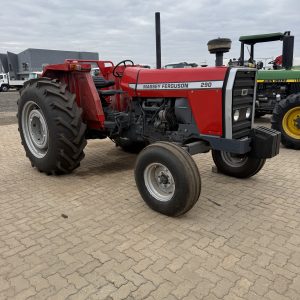 MF 290 Tractor